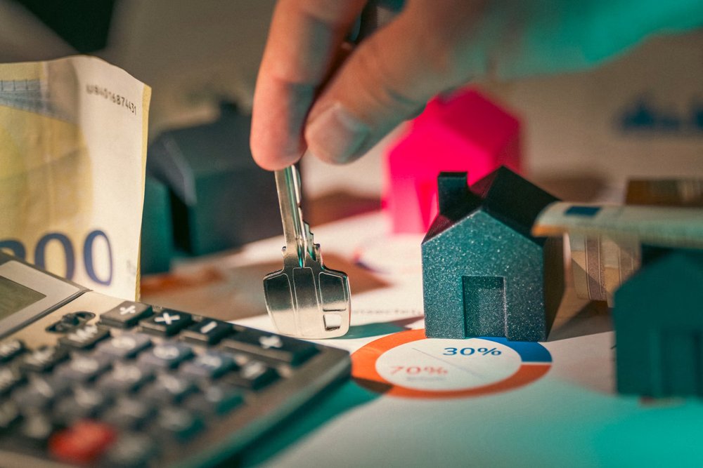 Real estate market data and house model